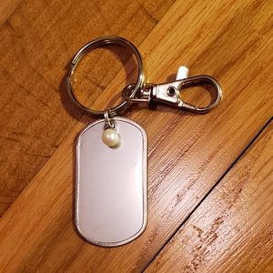 Engravable! Vantel Pearls Dog Tag/Keychain ♡
